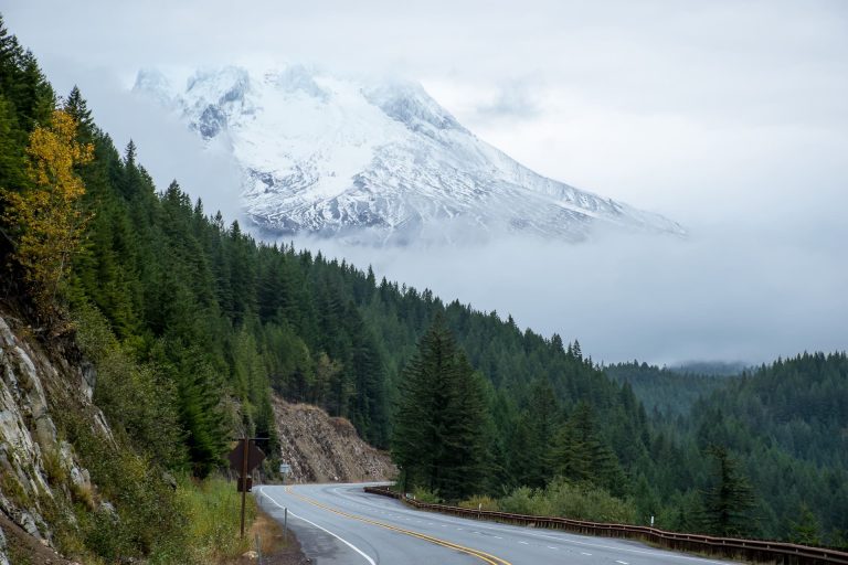 Oregon Ski Resorts Ranked & Mapped